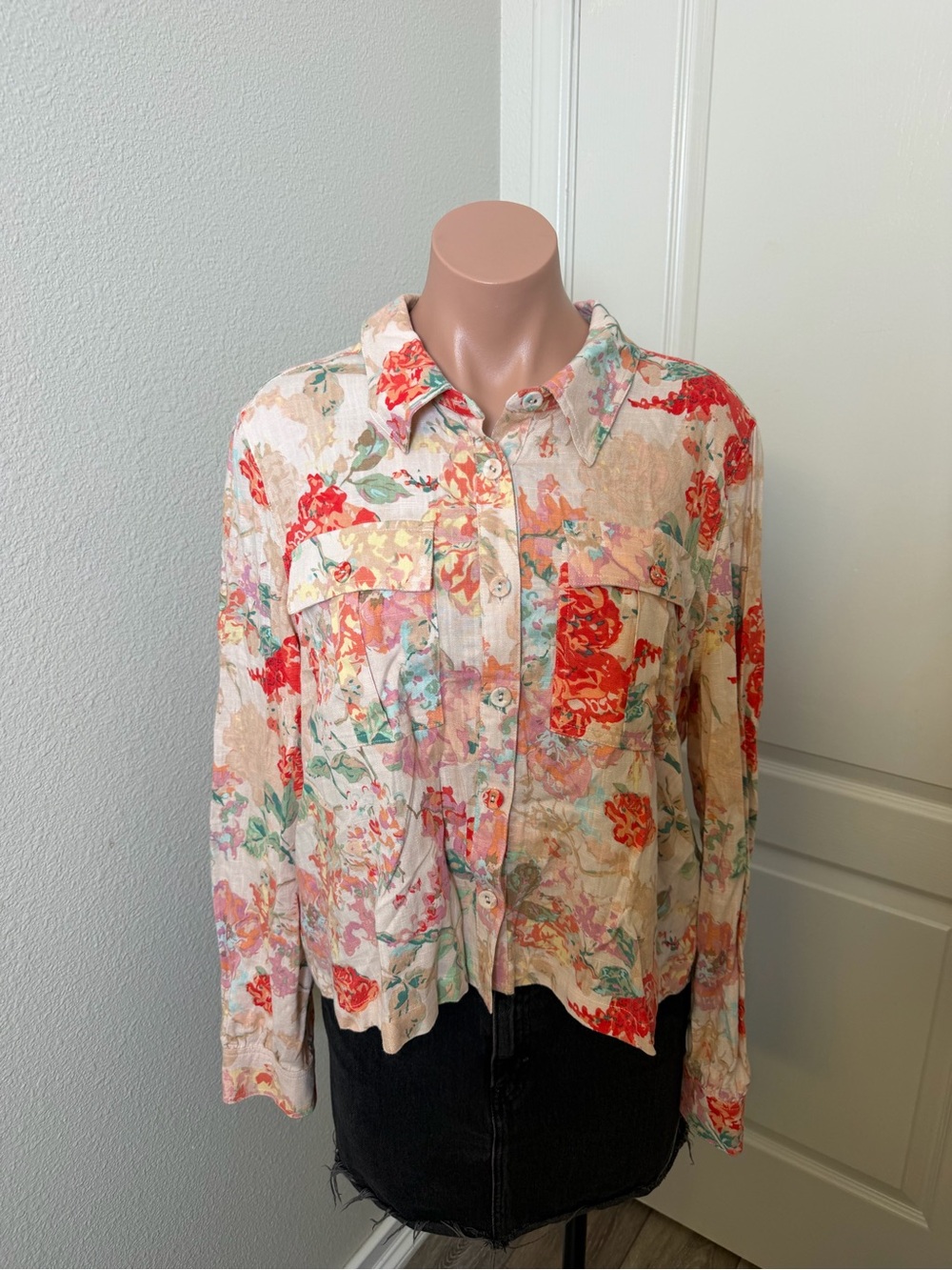 Tribal Cream Floral Button-Down Shirt with Red Accents